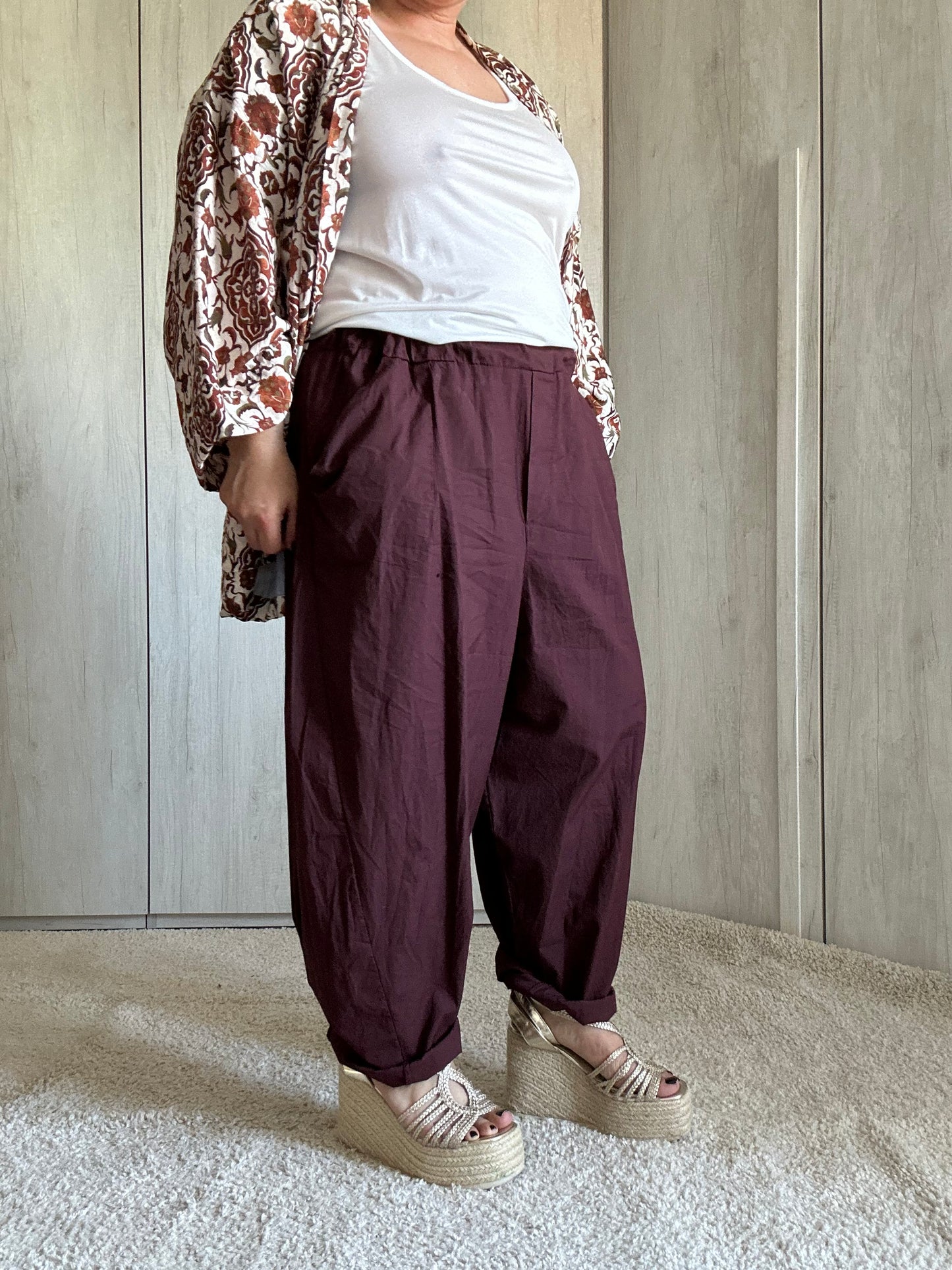 PANTALONE SAHARA COLOR VINO 🍷