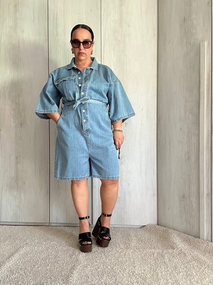 TUTA INTERA DI JEANS
