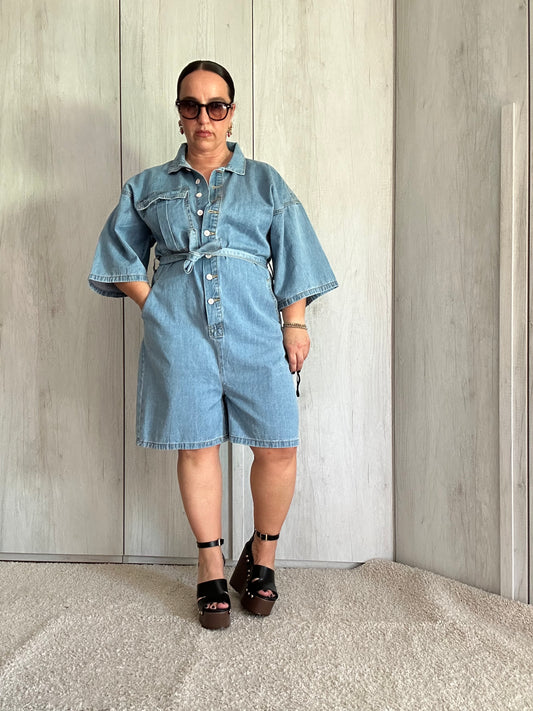 TUTA INTERA DI JEANS