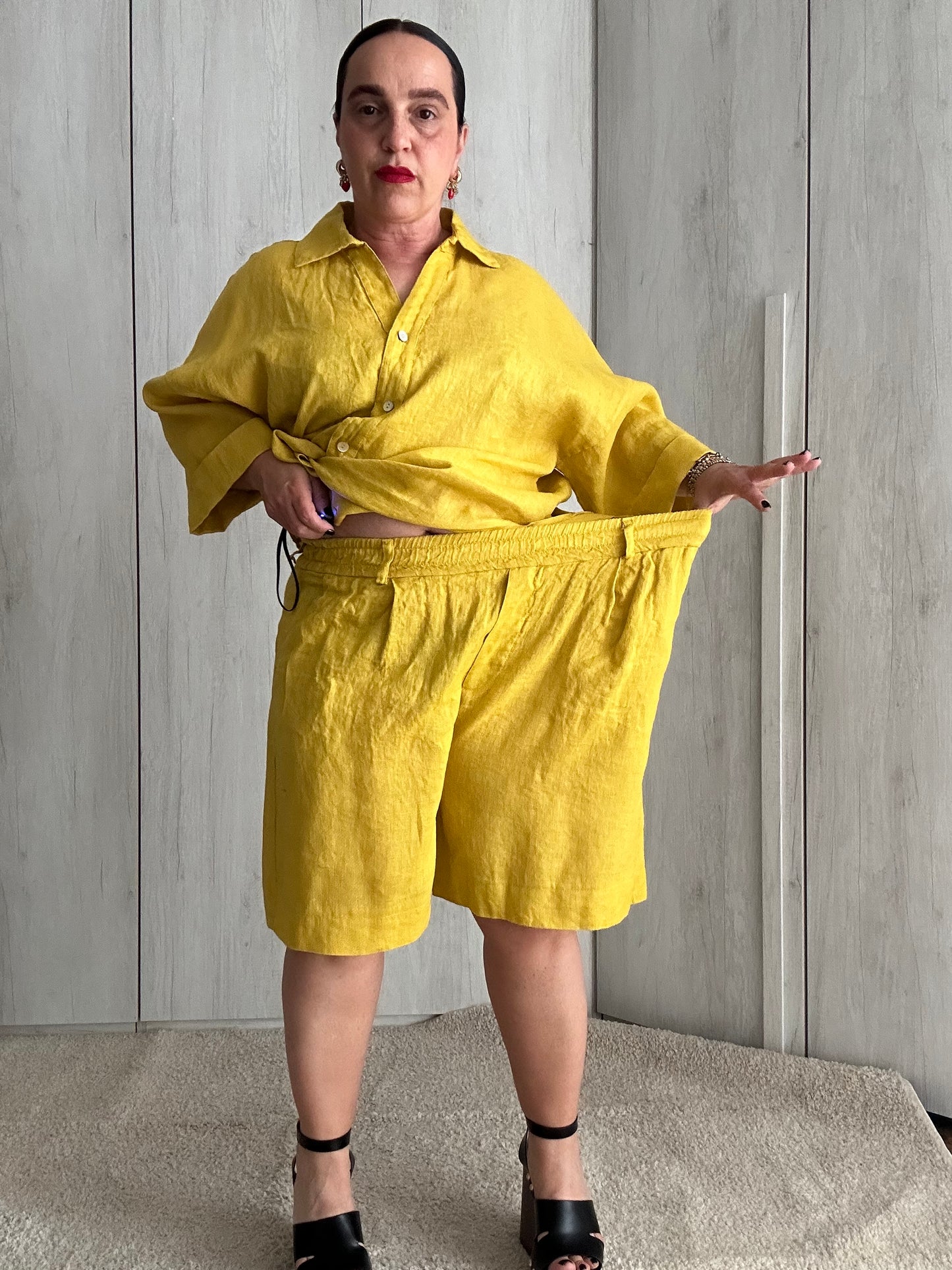 COMPLETO DI LINO GIALLO