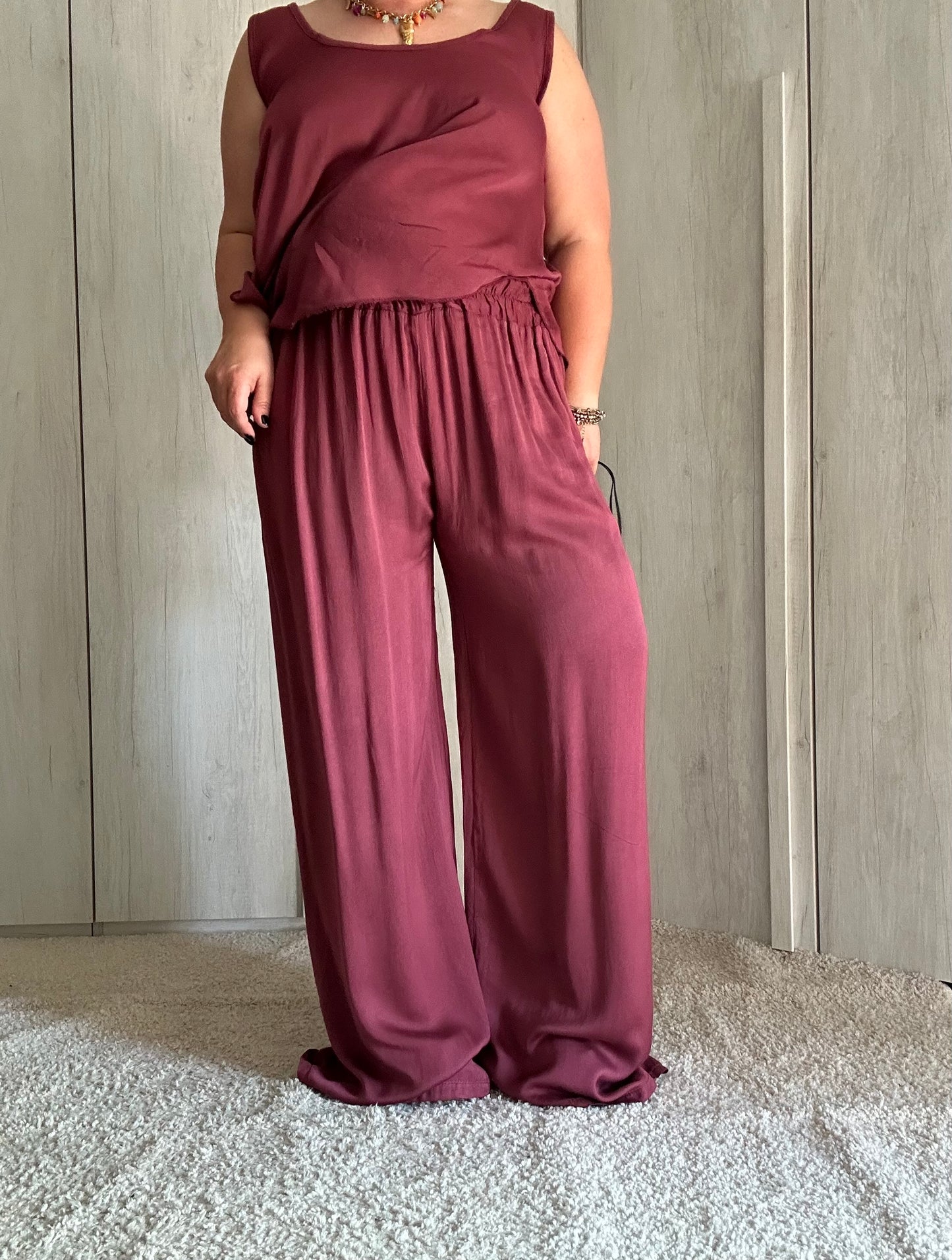 COMPLETO CLARA BORDEAUX
