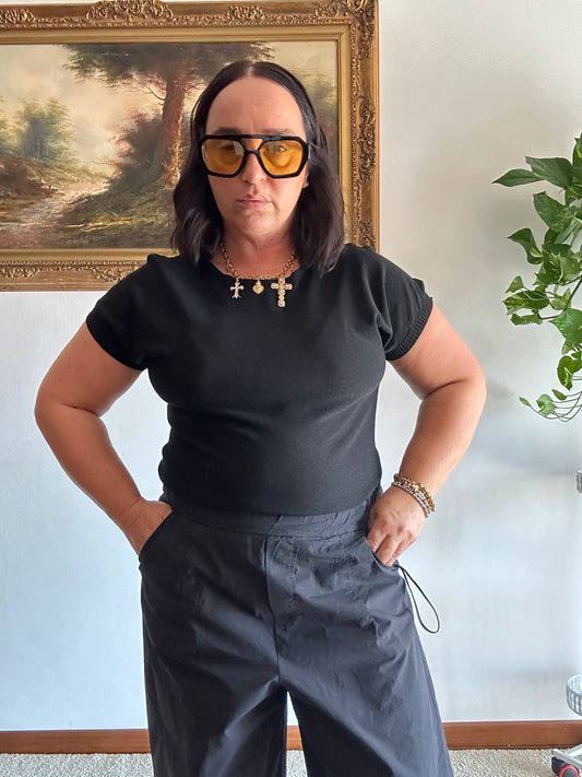 MAGLIA NERA IN FILO