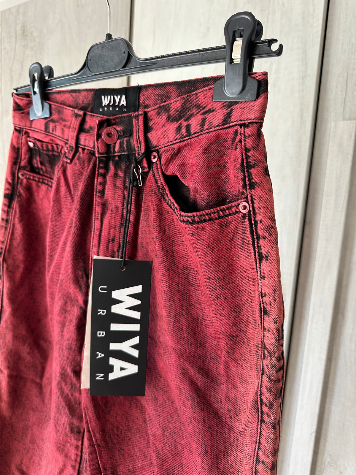 Jeans WIYA  bordeaux TGXS