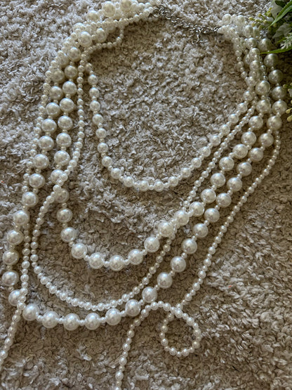 COLLANA DI PERLE MULTIFILO